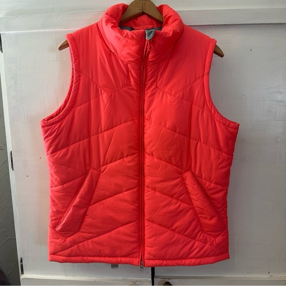 Nike 6.0 Women's Bright Neon Quilted Vest. Size: XL - Picture 2 of 13